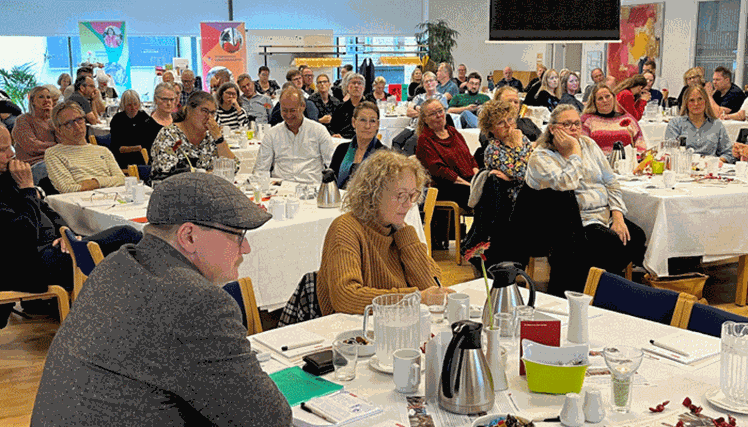 81 stemmedelegerede var mandag 9. oktober samlet til generalforsamling i Socialpædagogernes Østjylland.