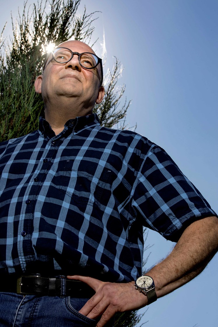 Flemming Nymand Brøsen er uddannet socialpædagog og har i en årrække været leder af bl.a. en døgninstitution.