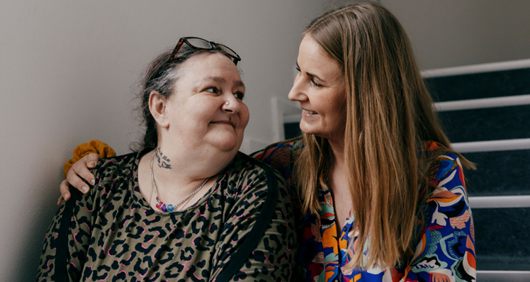 Beth og Mie - foto Kasper Løftgaard.png