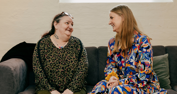 1128x600 sofa blad 2.png