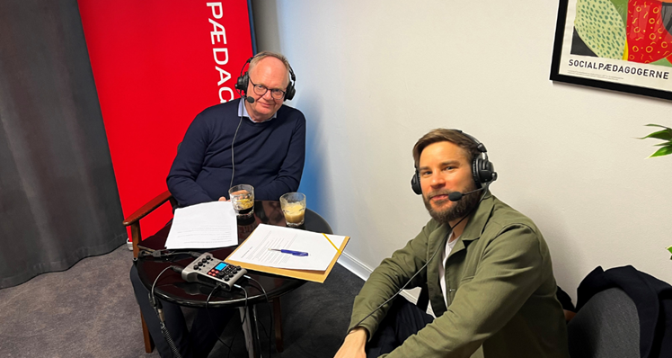 1128x600 podcast.png