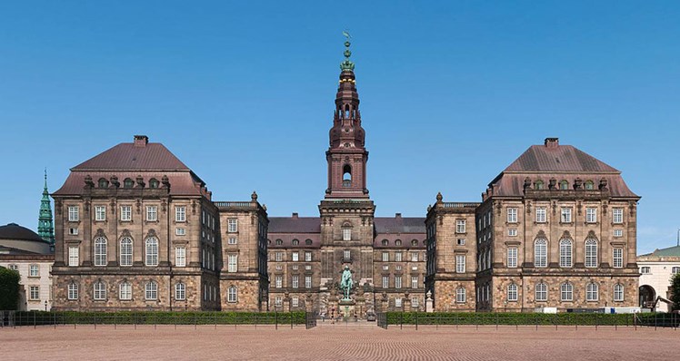 Christiansborg-B-Colorbox.jpg