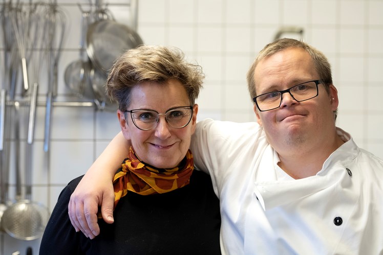 I sit socialpædagogiske virke lægger Anne Woergaard Mikkelsen vægt på at skabe rammer, der gør det muligt for andre at skabe relationer til hinanden.