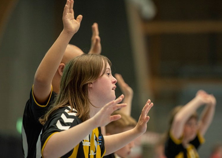Samspillet i GranitKidz er eksemplarisk, og modet til at afslutte fejler heller ikke noget. Den første kamp vinder holdet overbevisende med 3-0, mens deres anden kamp ender uafgjort med 4-4.