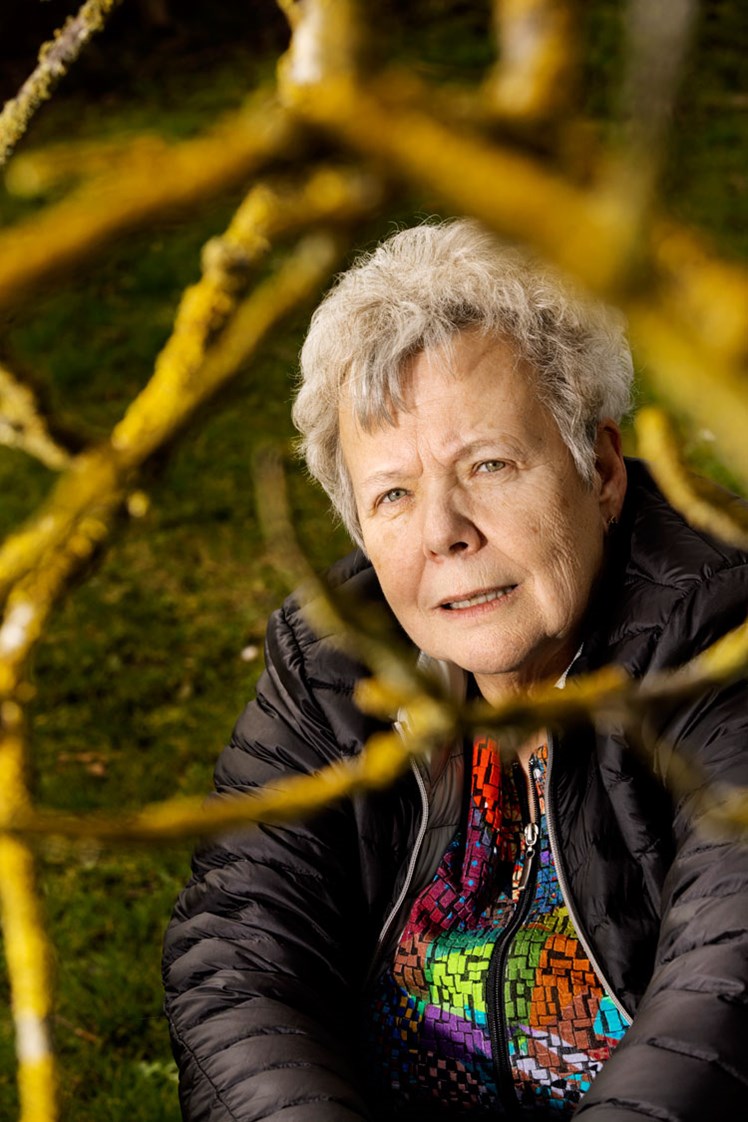 Da Vivi Jytte Henningsen for 50 år siden tog hul på jobbet i Rødbyhavn, oplevede hun fra start, hvordan både kolleger og borgere gik lige i hjertet på hende.
