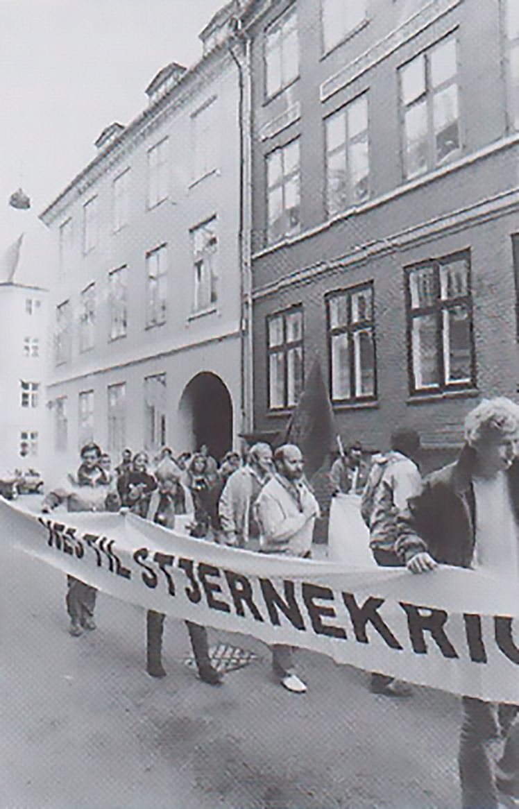 1984: Socialpædagoger med bannere tilslutter sig FN’s fredsmarch i 1984. - Arkivfoto Kirstine Theilgaard