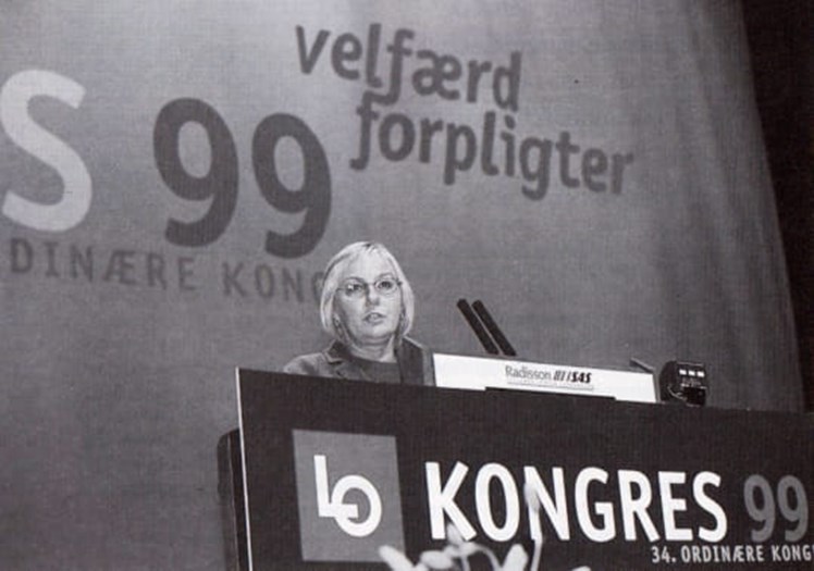 1999: Forbundet får større indflydelse på den samlede fagbevægelse, da forbundsformand Kirsten Nissen vælges ind i LO’s forretningsudvalg. Nu kan Socialpædagogerne med en fagforeningskæmpe i ryggen sætte endnu større fokus på medlemmernes arbejdsvilkår og lønforhold. - Arkivfoto Harry Nielsen