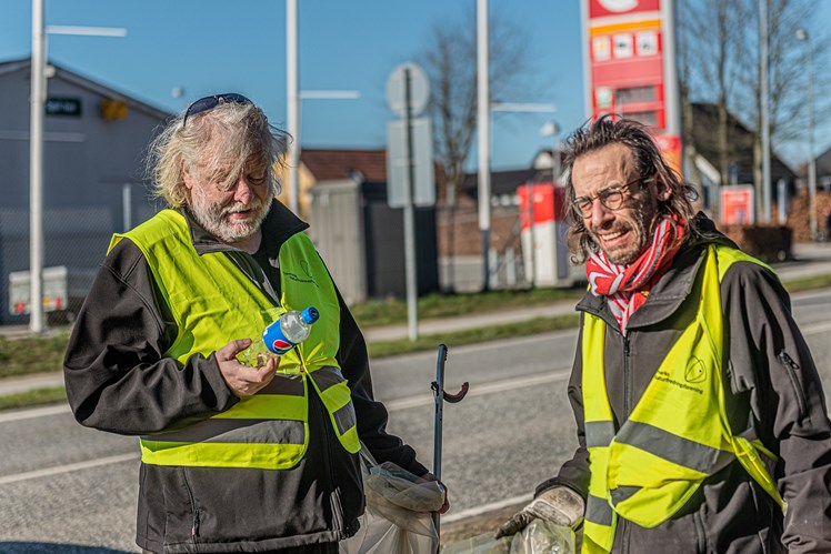 I 2020 modtog socialpædagog Pedro da Palma (th.) Aarhus Kommunes Klimakollega-pris for sit arbejde med Snåstrup Vestergårds miljøteam. Prisen gives til en medarbejder, der ’gør en ekstra indsats for at tænke grøn omstilling sammen med kerneopgaverne’.